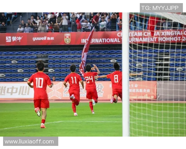 足球明星光临贵州引发热议球迷期待与偶像亲密接触